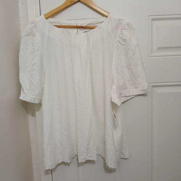 Old navy womens 2xl white puff sleeve eyelet top - Picture 1 of 8